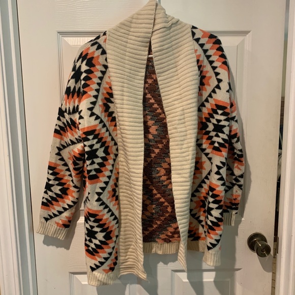 Aztec Cardigan - Picture 3 of 4